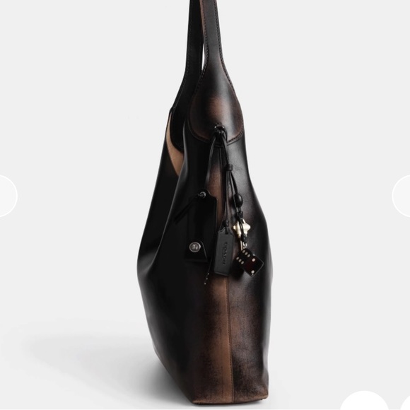 Coach Brooklyn Shoulder Bag 39 In Loved Leather With Bag Charm - Picture 15 of 16